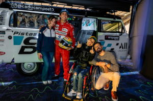 Cadu Campos lança Mini Kombi da KombiCast no AutoMotor Experience